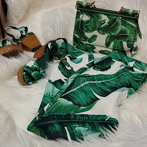 Dolce and Gabbana banana leaves pants - Picture 6 of 7